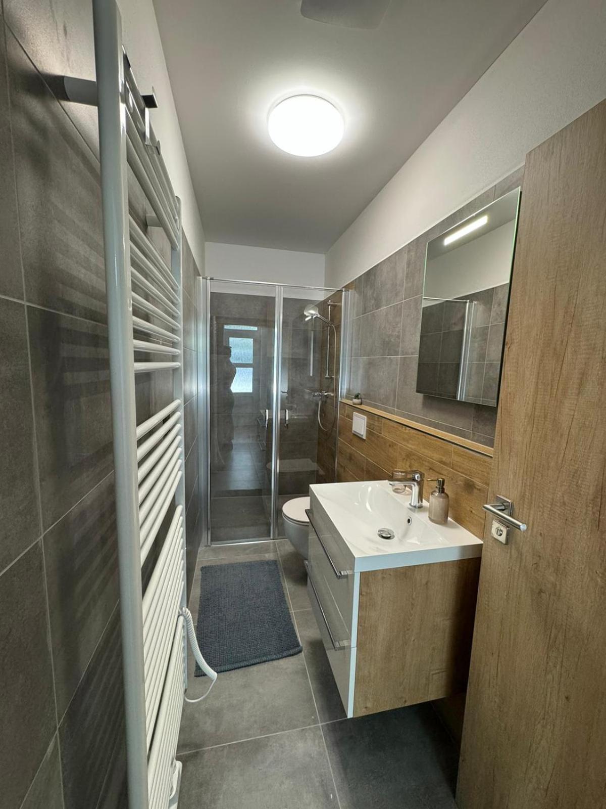 Hobiti Apartman - Sam Rathschlag Zewnętrze zdjęcie